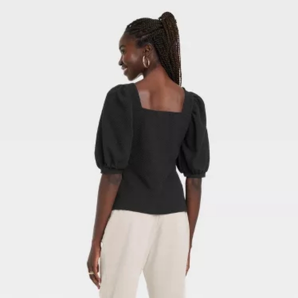 Women's Puff Elbow Sleeve Top NEW size small - Picture 2 of 6